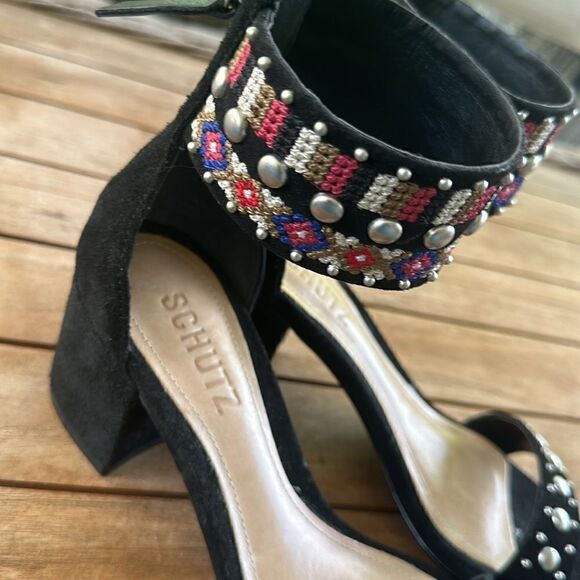 Schutz Womens Naharis Black Suede Bead Stud Embroidered Shoe 6.5 - Picture 3 of 8